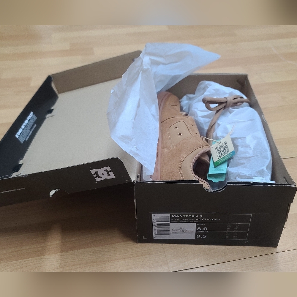DC Men's Light Brown Sneakers